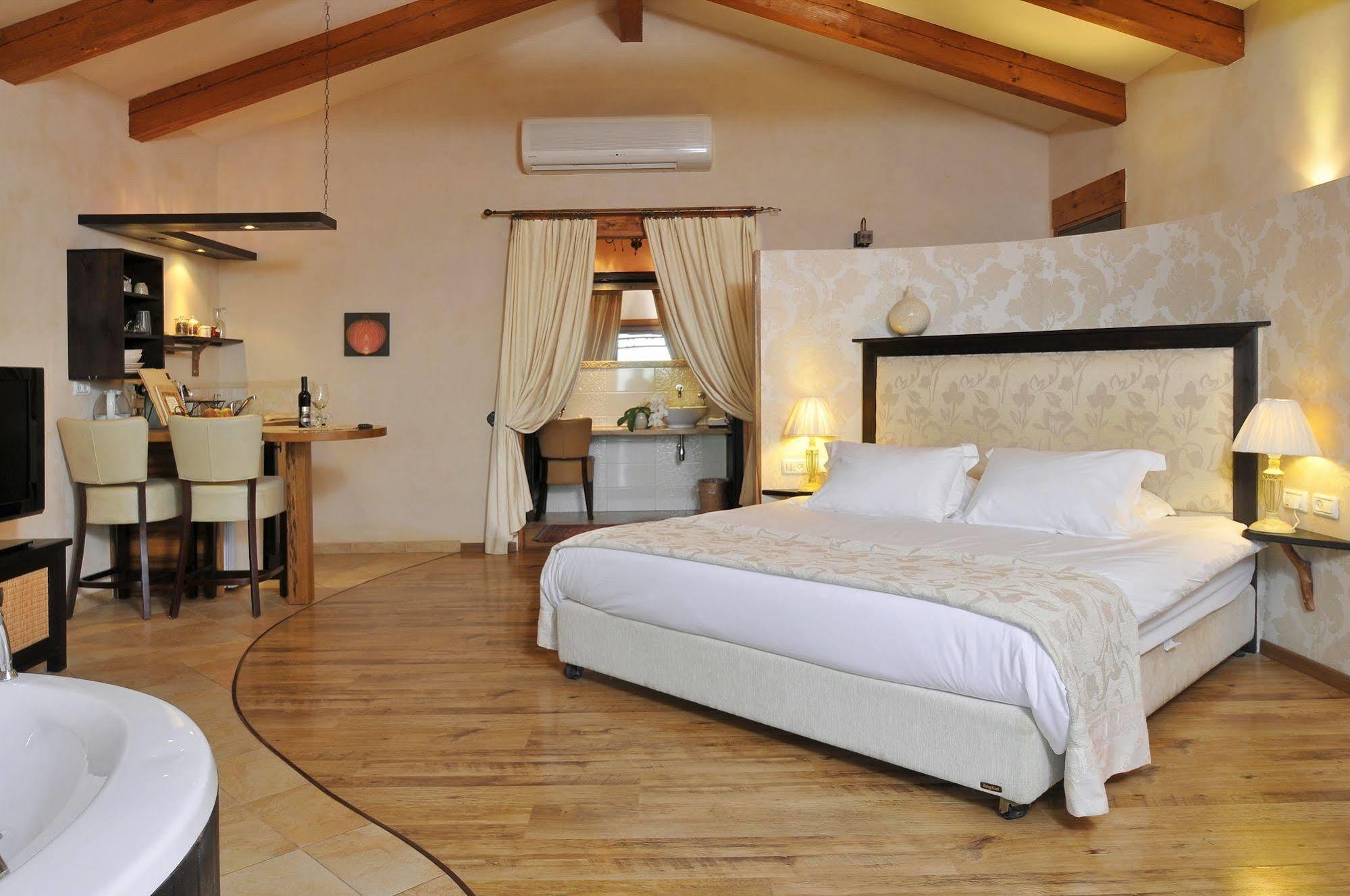 Cnaan Village Boutique Hotel & Spa Had Nes Exterior photo